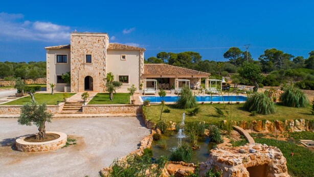 Exterior - Amazing home in Campos with private swimming pool, can be inside or outside (Campos)