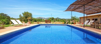 Lovely home in Arta with private swimming pool, can be inside or outside
