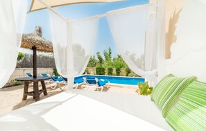 Pool - Beautiful home in Alcudia with private swimming pool, can be inside or outside (Alcudia)