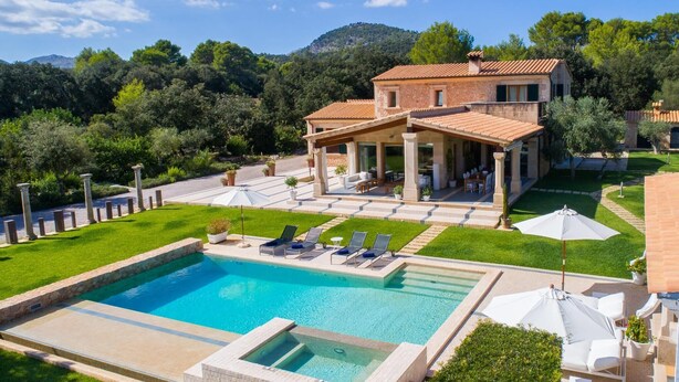 Pool - Nice home in Pollenca with private swimming pool, can be inside or outside (Pollenca)