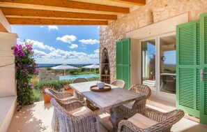 Outdoor dining - Nice home in Alqueria Blanca (Alqueria Blanca)