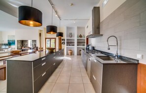 Fridge, microwave, oven, stovetop - Gorgeous home in Son Servera (Son Servera)