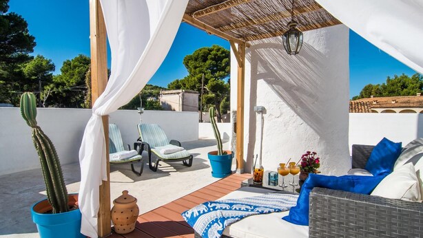 Terrace/patio - Amazing home in Cala Ratjada (Cala Ratjada)