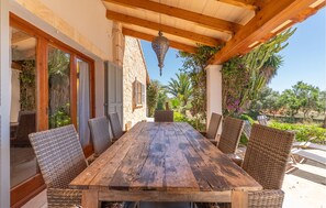 Outdoor dining - Stunning home in Santanyi with private swimming pool, can be inside or outside (Santanyi)