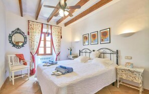 2 bedrooms, iron/ironing board, free WiFi - 2 bedroom lovely home in Arta (Arta)