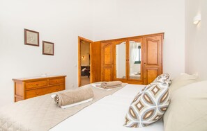 2 bedrooms, iron/ironing board, travel cot, free WiFi - Sa Creueta de Son Fangos (Manacor)