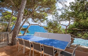 Outdoor dining - Awesome home in Cala Ratjada (Cala Ratjada)