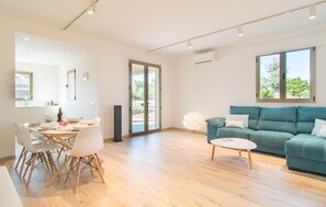 Interior - Lovely home in Arta with private swimming pool, can be inside or outside (Arta)