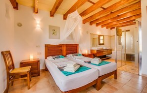 4 Schlafzimmer, Bügeleisen/Bügelbrett, Reisekinderbett, kostenloses WLAN