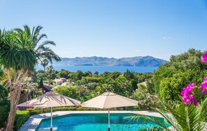 A heated pool - Casa Ehren Alma del Mar (Alcudia)