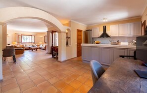 Interior - Beautiful home in Calonge with private swimming pool, can be inside or outside (Calonge)