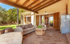 Terrace/patio - Stunning home in Cala dOr with private swimming pool, can be inside or outside (Cala dOr)