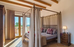 8 Schlafzimmer, Bügeleisen/Bügelbrett, Reisekinderbett, kostenloses WLAN