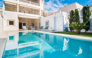 Pool - Amazing apartment in Colonia de Sant Jordi (Colonia de Sant Jordi)
