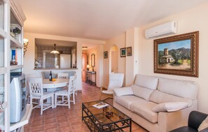 Smart TV, DVD player