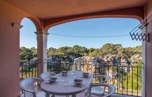 Outdoor dining - The Torrent's Observer (Cala Pi)