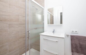 Een douche, een haardroger