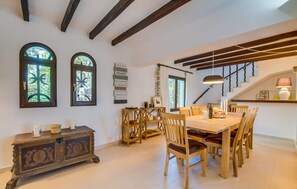 Dining - Lovely home in Cala dOr with private swimming pool, can be inside or outside (Cala dOr)