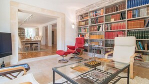 Spielezimmer