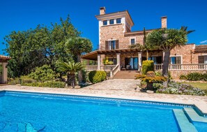 Pool - Lovely home in SHorta with private swimming pool, can be inside or outside (SHorta)