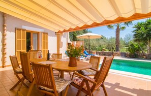 Outdoor dining - Cas Padrins de Campos (Campos)