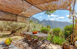 Buiten dineren