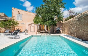 Pool - Lovely home in Llucmajor with private swimming pool, can be inside or outside (Llucmajor)