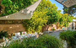 Outdoor dining - 3 bedroom nice home in Cala Ratjada (Cala Ratjada)