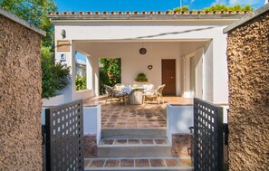 Outdoor dining - 3 bedroom nice home in Cala Ratjada (Cala Ratjada)