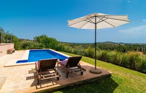 Pool - Nice home in Sant Llorenc with private swimming pool, can be inside or outside (Sant Llorenc)