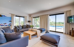 Smart TV - Amazing home in Felanitx with sauna (Felanitx)