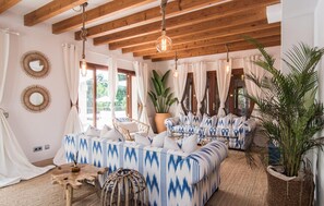 Smart TV - Lovely home in Costa dels Pins (Costa dels Pins)