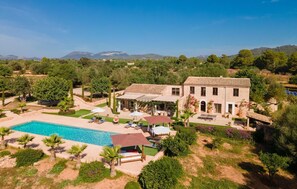 Exterior - Nice home in Llucmajor with private swimming pool, can be inside or outside (Llucmajor)