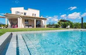 Pool - Gorgeous home in Llubi with private swimming pool, can be inside or outside (Llubi)