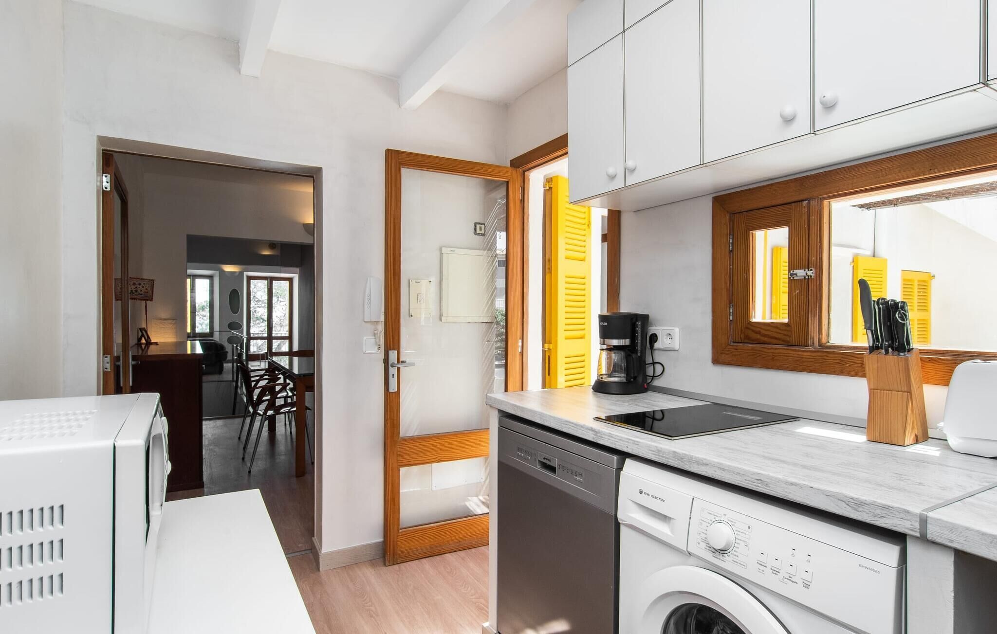 Kühlschrank, Ofen, Herdplatte, Geschirrspüler