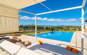 Pool - Nice home in Arta with private swimming pool, can be inside or outside (Arta)