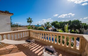 Property grounds - 3 bedroom stunning home in Cala Pi (Cala Pi)