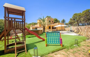 Children’s area - Beach front home in Cala Santanyi (Cala Santanyi)