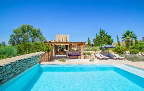 Wunderschönes Haus in Es Trenc mit privatem Swimmingpool, der sowohl drinnen.
