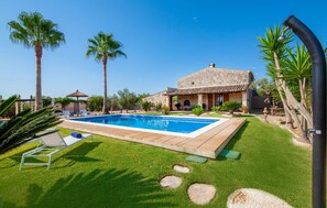 Pool - Stunning home in Santa Margalida (Santa Margalida)