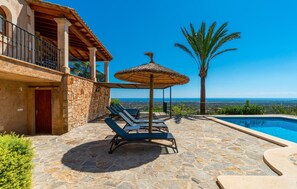 Pool - Nice home in SHorta with private swimming pool, can be inside or outside (SHorta)