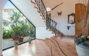 Interior - Nice home in SHorta with private swimming pool, can be inside or outside (SHorta)