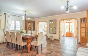 Dining - Awesome home in Cala Ratjada (Cala Ratjada)