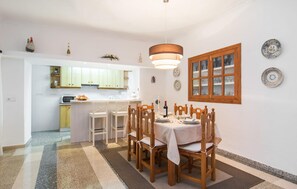 Dining - Nice home in Costitx with private swimming pool, can be inside or outside (Costitx)