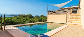 Stunning home in Costitx with private swimming pool, can be inside or outside