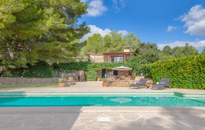 Pool - Amazing home in Portocolom with private swimming pool, can be inside or outside (Portocolom)