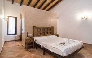 Iron/ironing board, travel crib, free WiFi - Cozy home in Capdepera with private swimming pool, can be inside or outside (Capdepera)