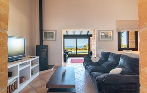 TV - Luxurious home in Colonia de Sant Pere (Colonia de Sant Pere)
