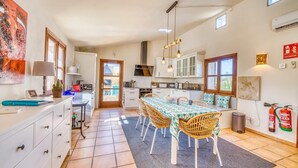 Coffee/tea maker, fridge, microwave, oven - Es Pasarell de Felanitx (Felanitx)