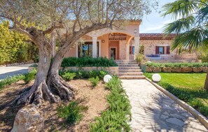 Exterior - Cozy home in Alcudia with private swimming pool, can be inside or outside (Alcudia)